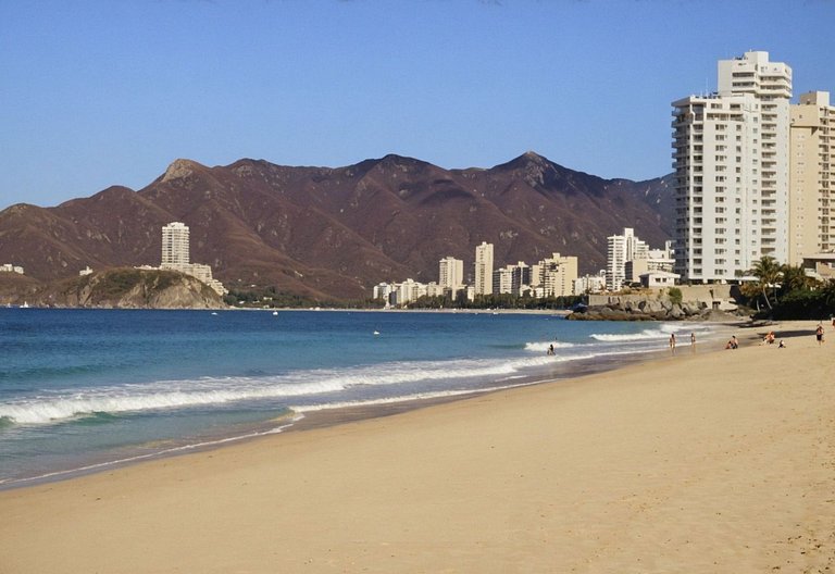 Apartamento Salguero Suite- Cerca al Mar SOHO-346A